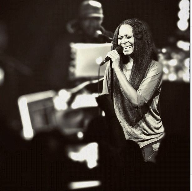 Sangin’ Her Heart Out