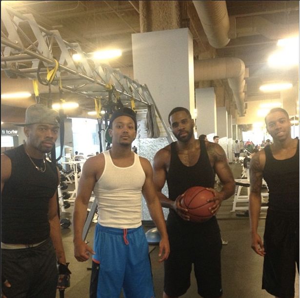 Jason Derulo-Shooting In The Gym