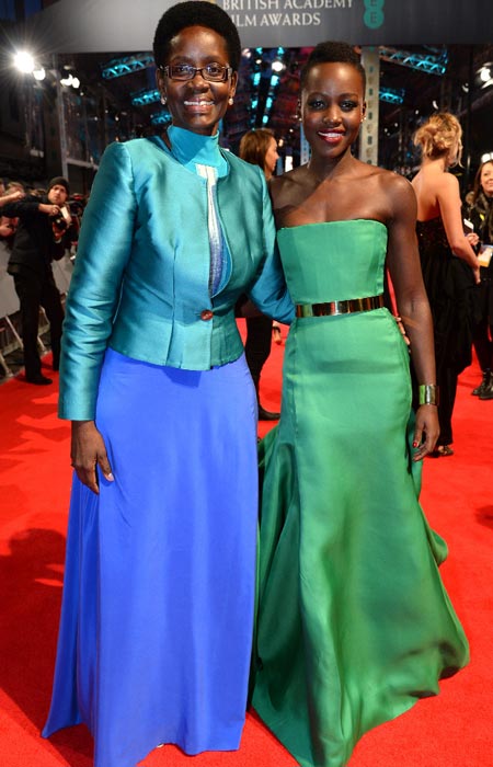 lupitaandmumdorothyinside_20140217