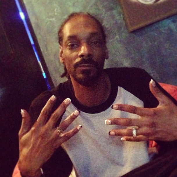 snoop dogg french tips