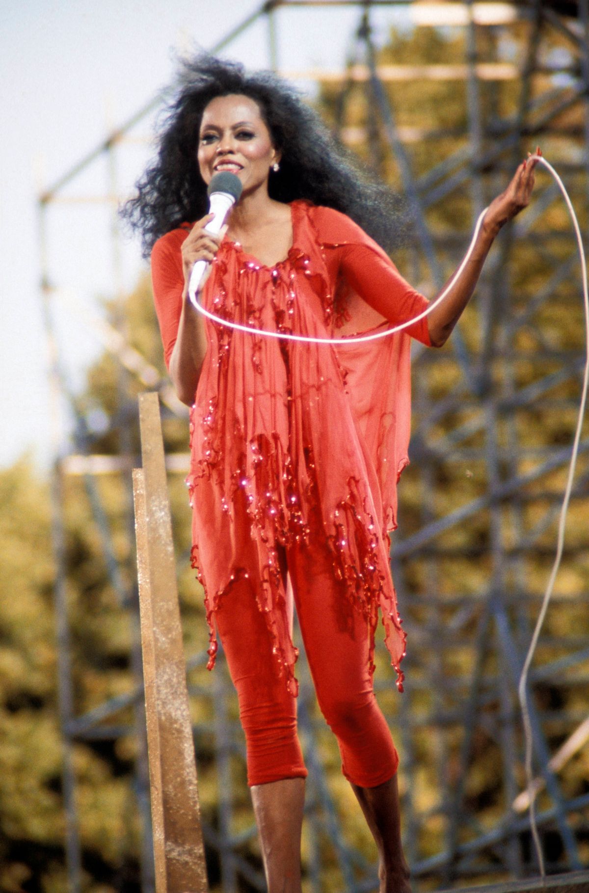 17 Of Diana Ross Most Iconic Looks Photos The Rickey Smiley