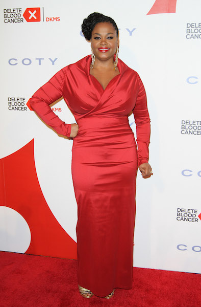 Jill Scott walks the red carpet at the 2013 Delete Blood Cancer Gala