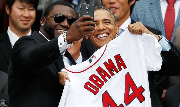 President Obama and David Ortiz selfiie