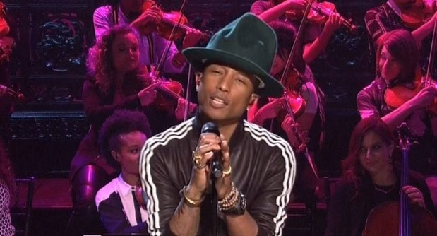 pharrell-performs-on-snl-2014