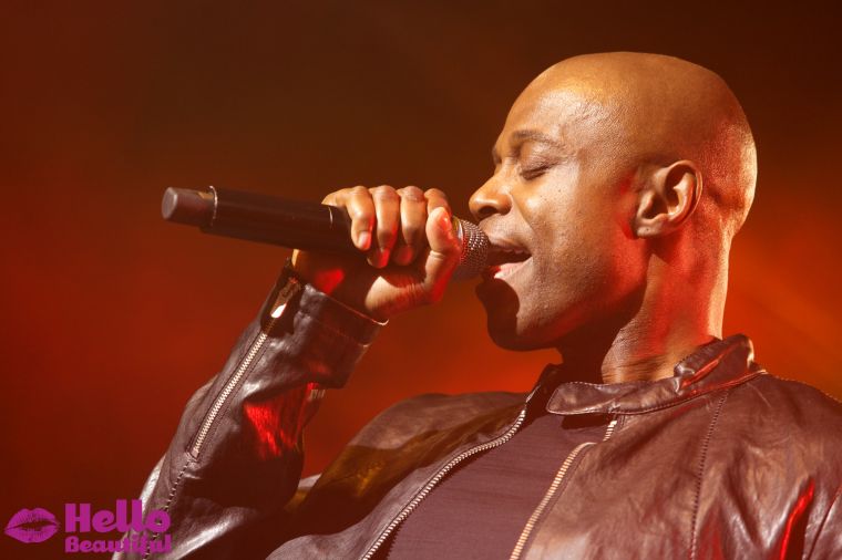 Kem Performs On HelloBeautiful InterludesLIVE
