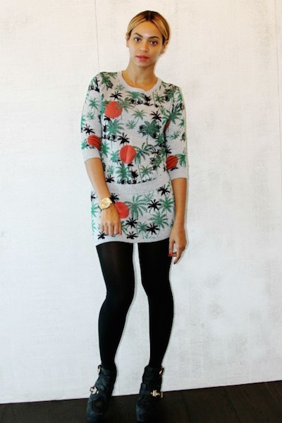 Don’t underestimate the power of black tights and boots.