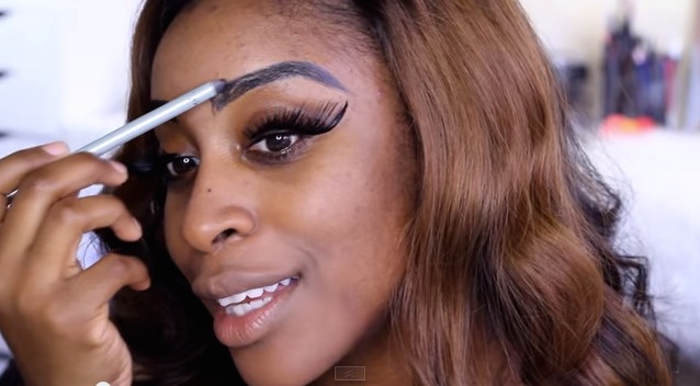 6 Makeup Trends We Hope You Are Ditching In 2015