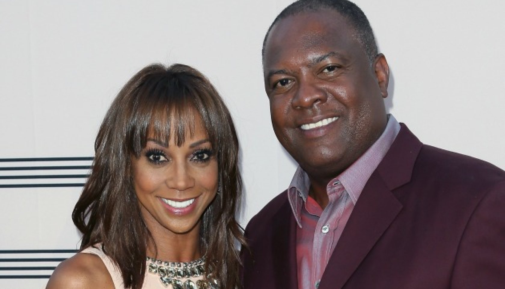 Holly Robinson Peete | HelloBeautiful