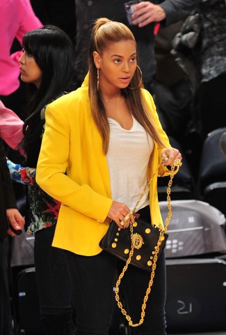 Beyonce in yellow blazer