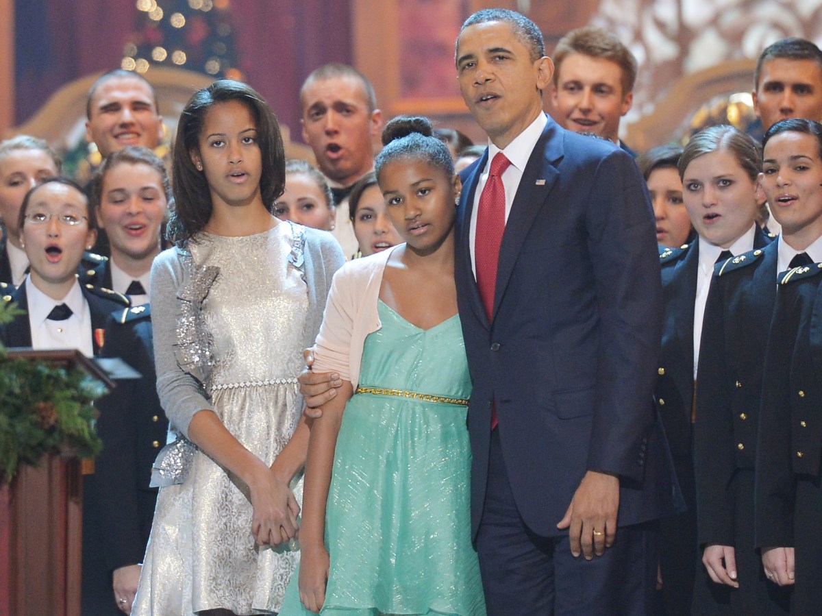 US-POLITICS-CHRISTMAS-OBAMA