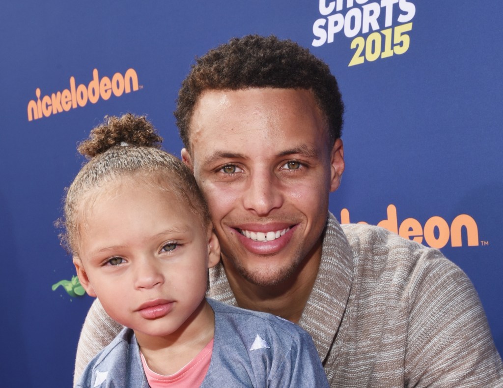 I Learned from the Best': Riley Curry Stuns the Internet with Dinner She  Cooked for Her Family