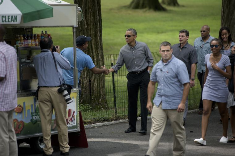 President Obama Visits NYC With Sasha & Malia