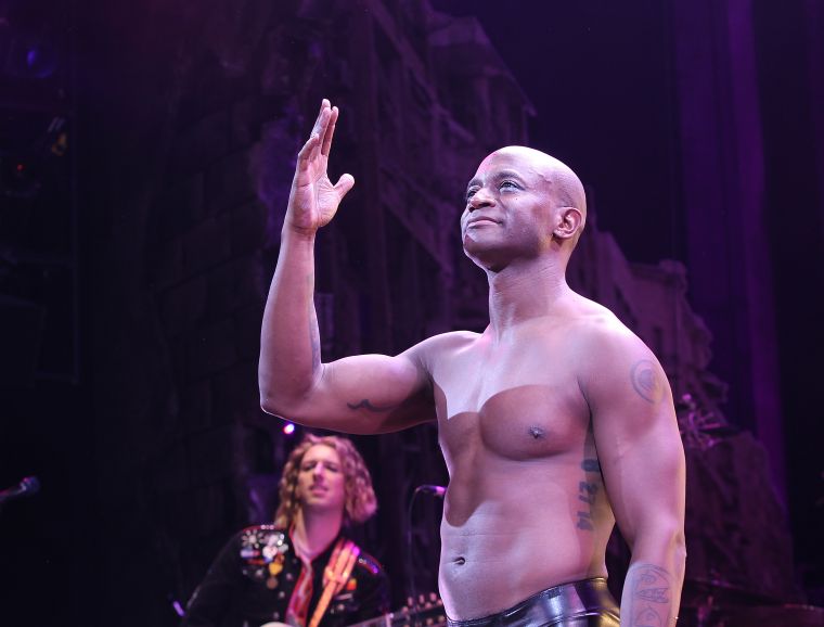 Taye Diggs Makes His Hedwig Debut