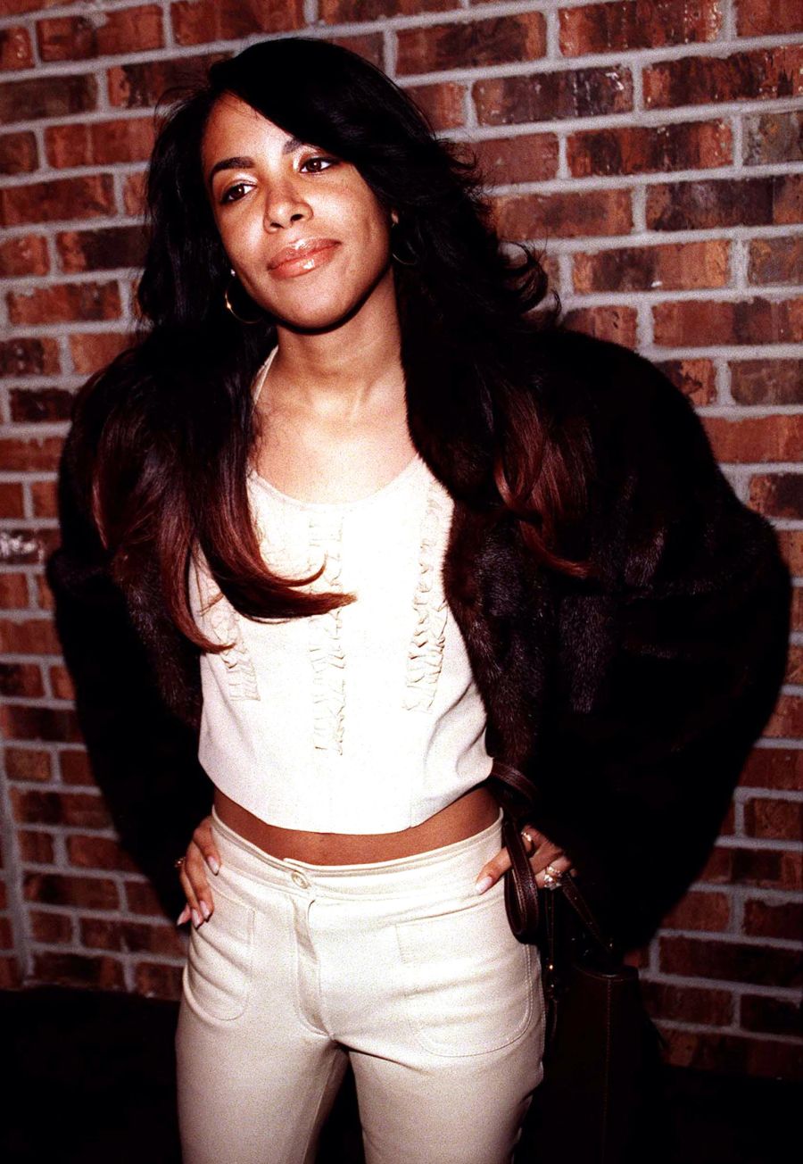Candid Photos Of Aaliyah