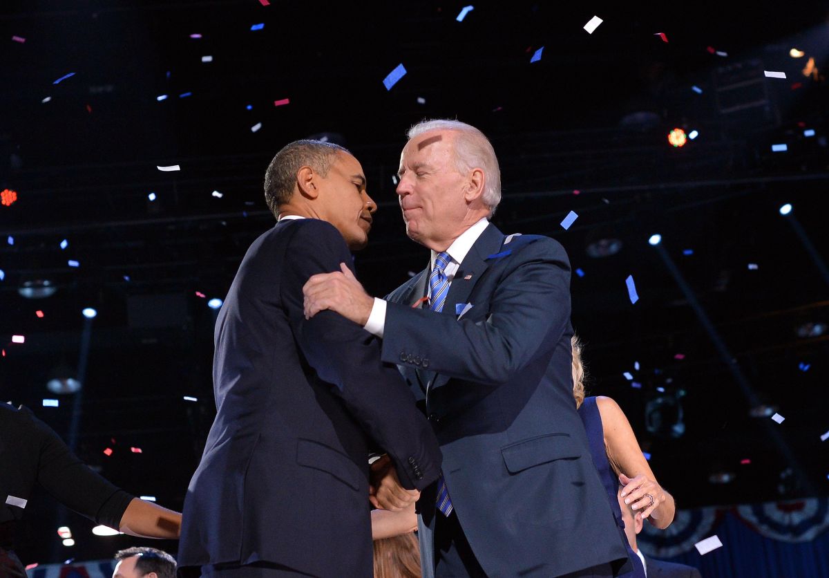 Barack Obama And Joe Biden Bromance The Rickey Smiley Morning Show