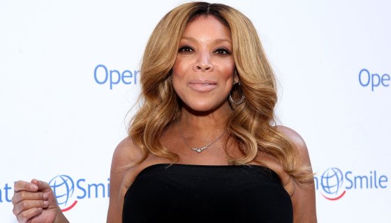Social Media Drags Wendy Williams’ New Bathing Suit Photos | HelloBeautiful