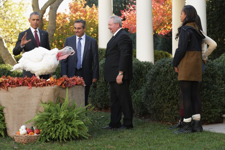 Sasha, Obama & Malia