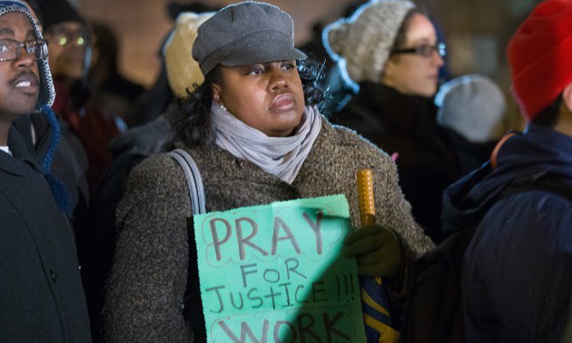 Prayer Vigil For Shooting Victim Laquan McDonald Held At Chicago Police HQ