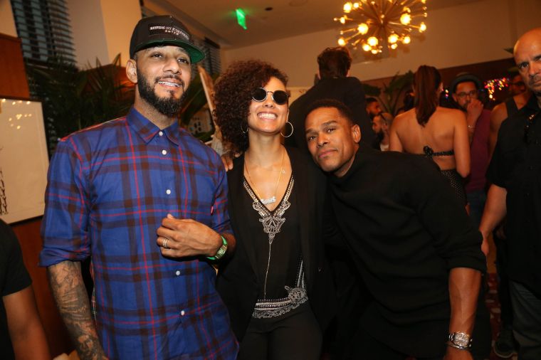 Celeb Pics of the Week 11/28 – 12/4