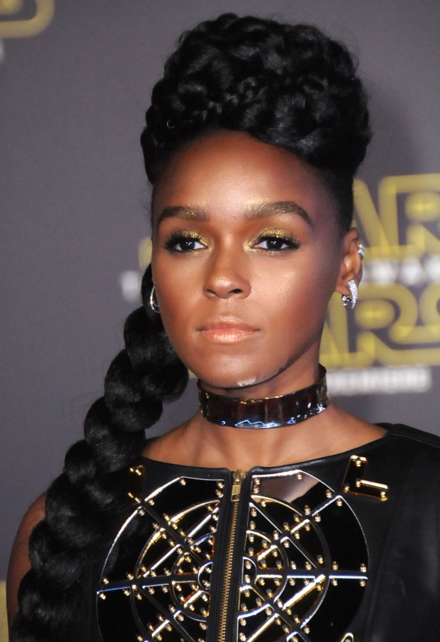 Premiere Of Walt Disney Pictures And Lucasfilm's 'Star Wars: The Force Awakens' - Arrivals
