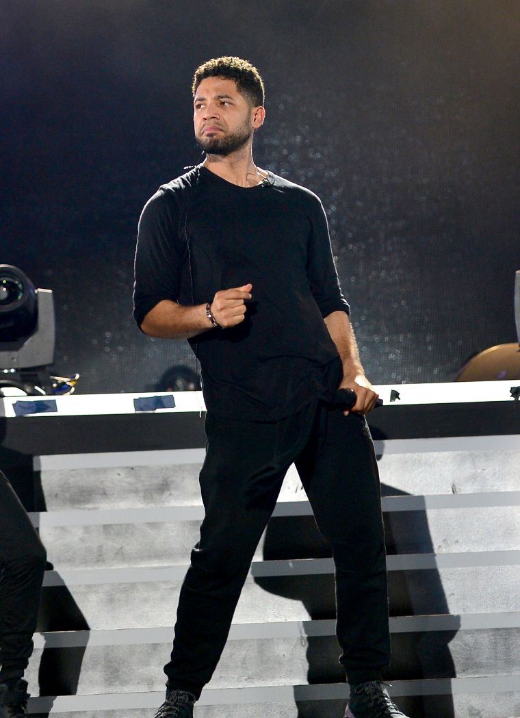 Celeb Pics Of The Week 12/27/15 – 1/2/16