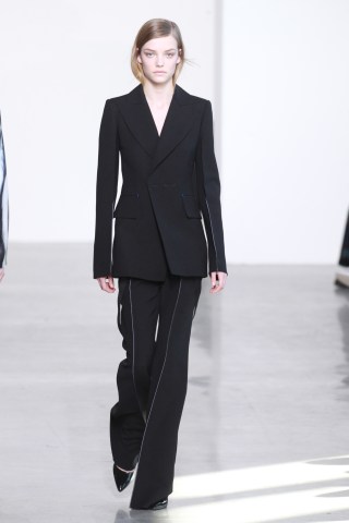 Calvin Klein Collection - Fall 2016 New York Fashion Week: The Shows