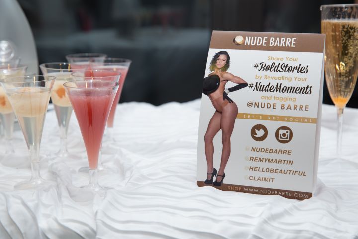 Nude Barre Moments