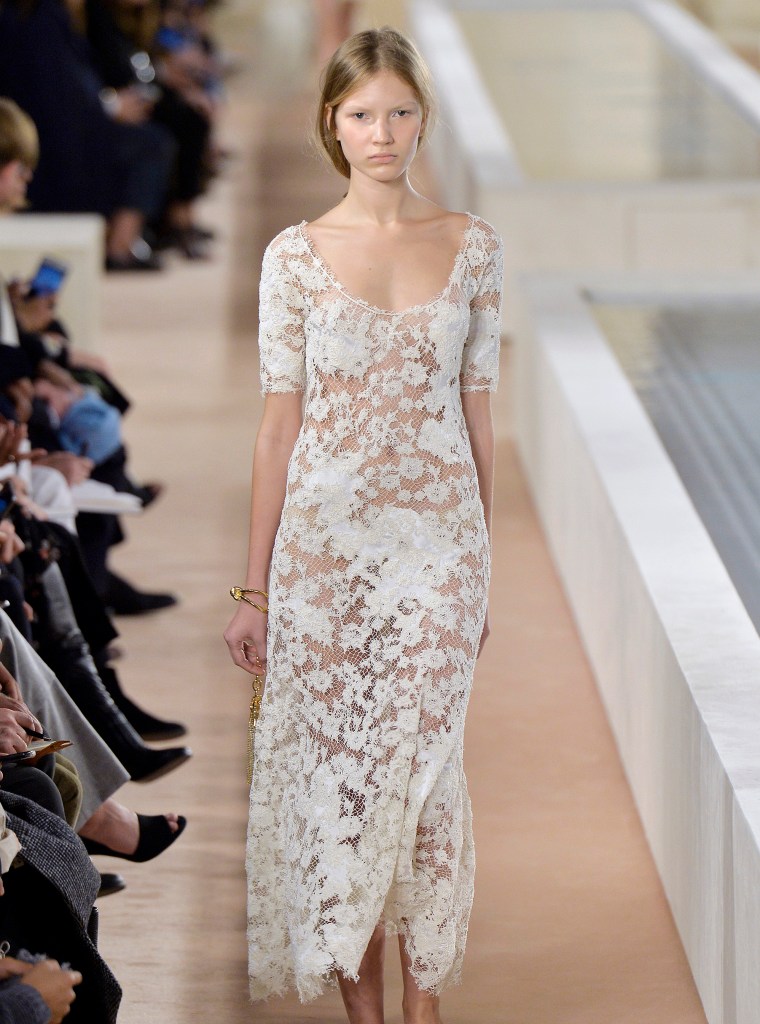 #NOWTRENDING: Bridal white!
