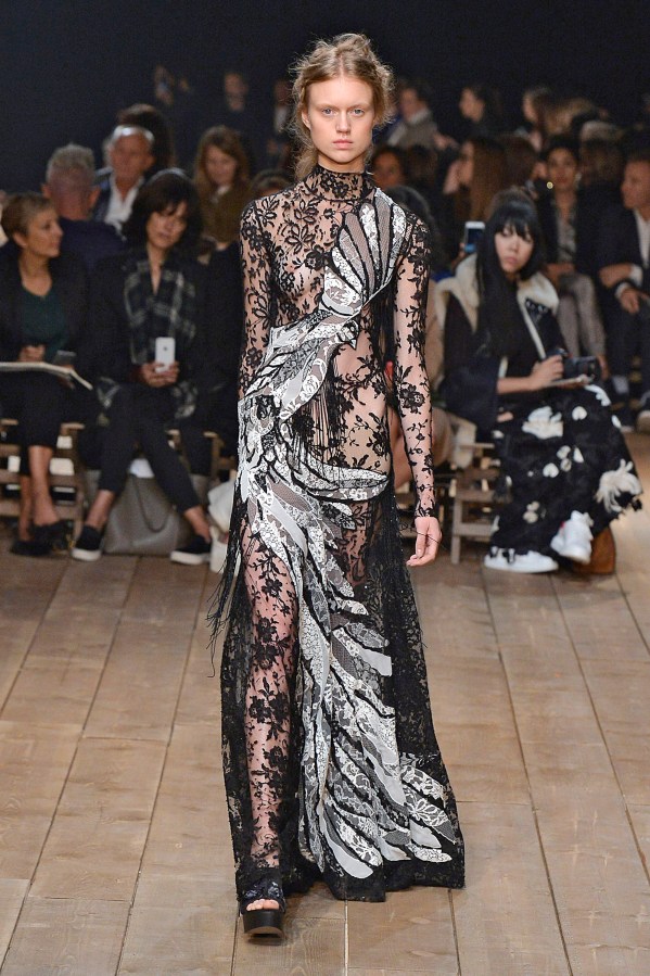 Lacey fabric - Trend SS16 fashion - Spring 2016 Runway RTW