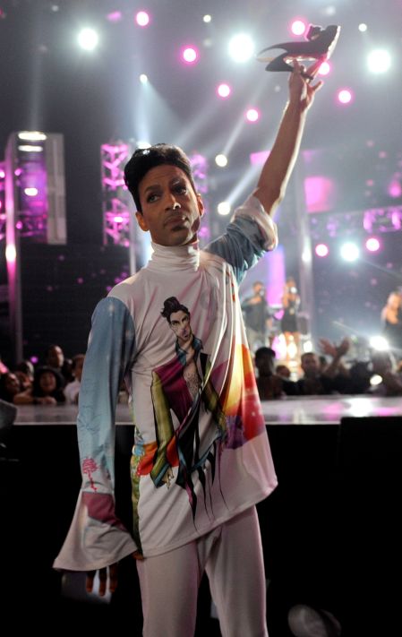 Prince at the 2010 BET Music Awards