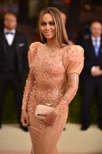 'Manus x Machina: Fashion In An Age Of Technology' Costume Institute Gala - Arrivals