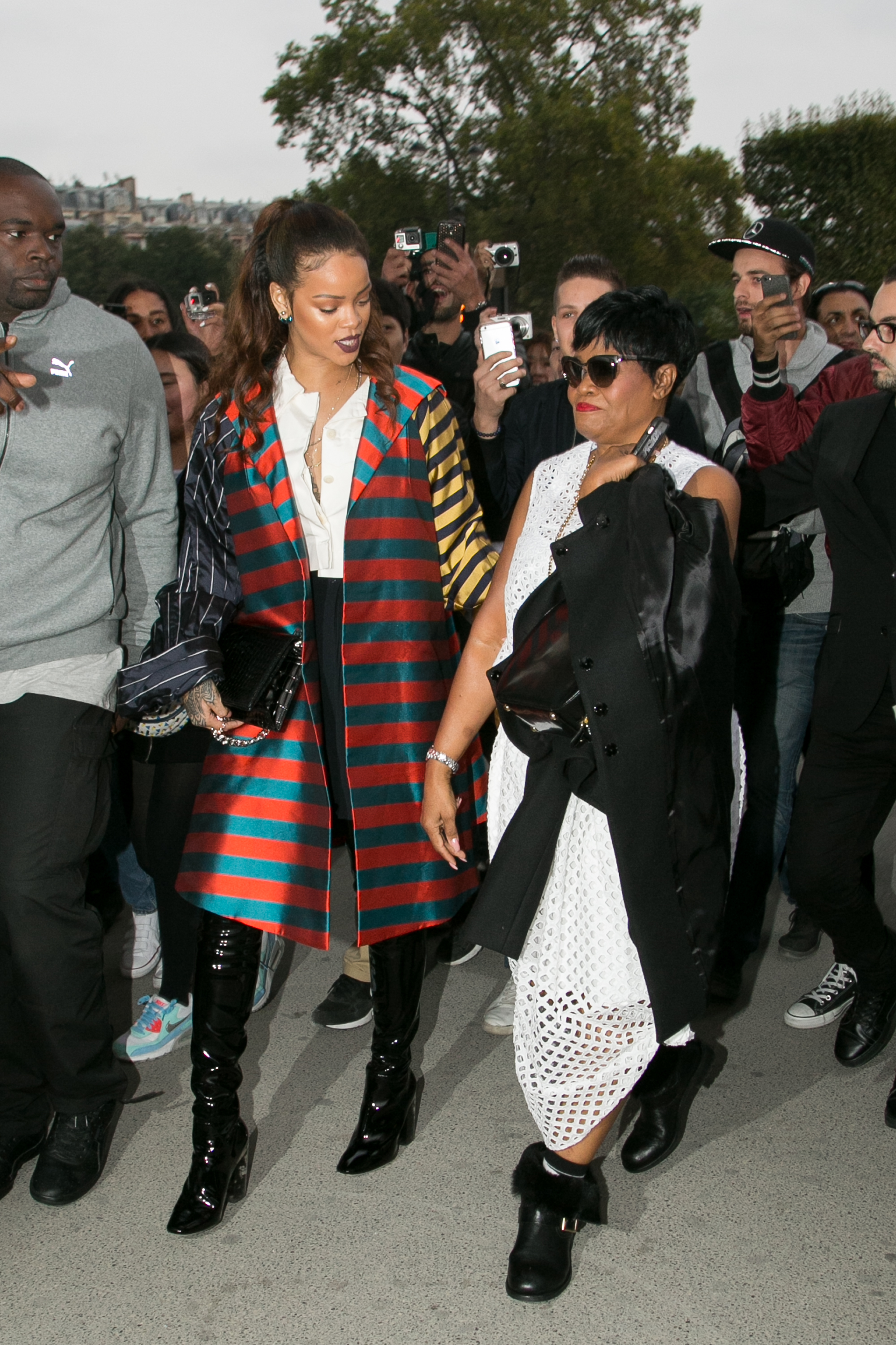 Rihanna Sighting In Paris - October 04, 2015