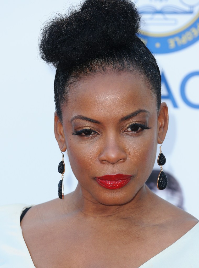 Aunjanue Ellis