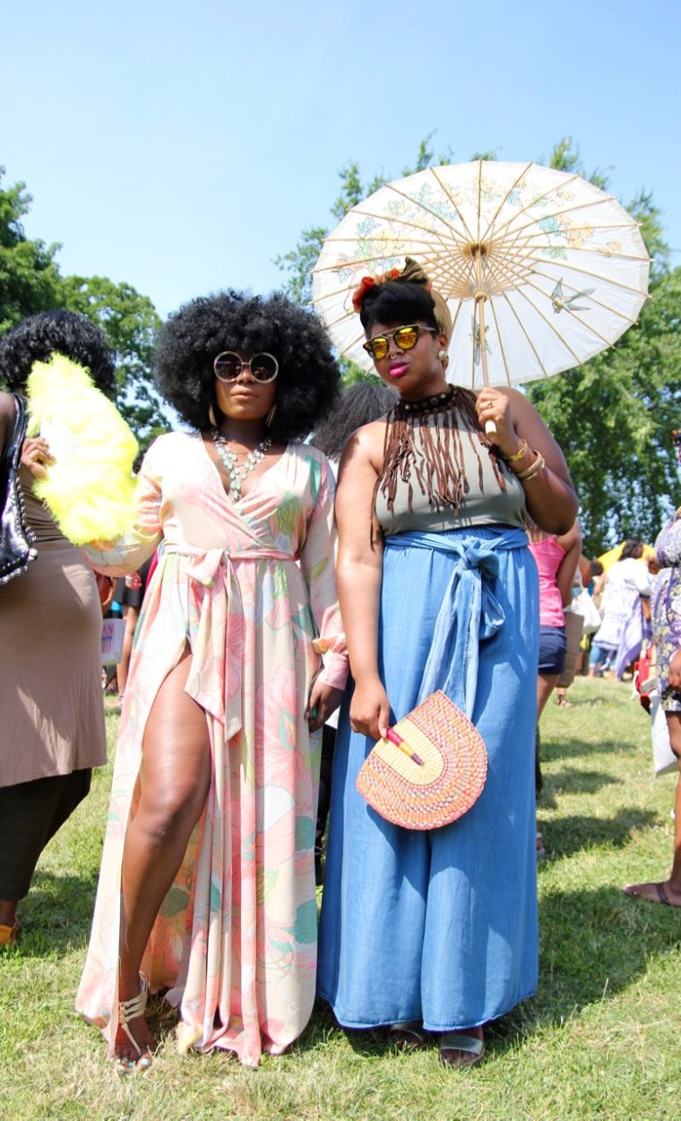 Raye 6 & Niki Zoe Vickers