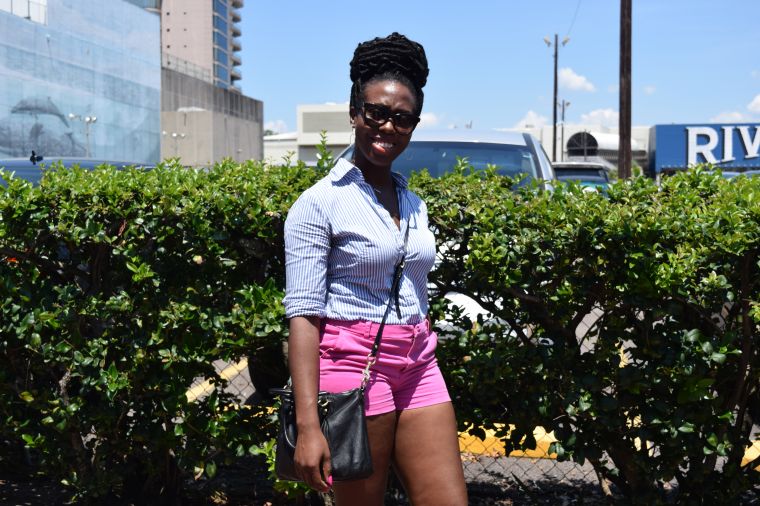 POP OF COLOR PUM PUM SHORTS!