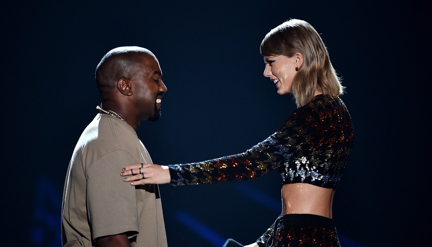 2015 MTV Video Music Awards - Fixed Show