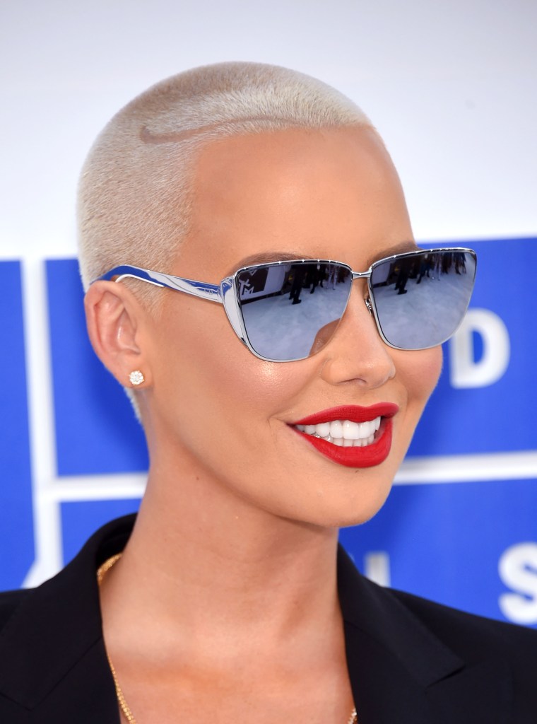 AMBER ROSE