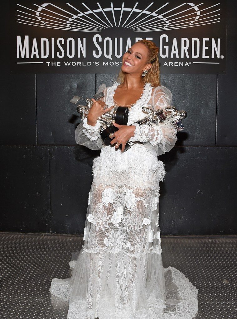 Celeb Pics Of The Week 8/27 - 9/2