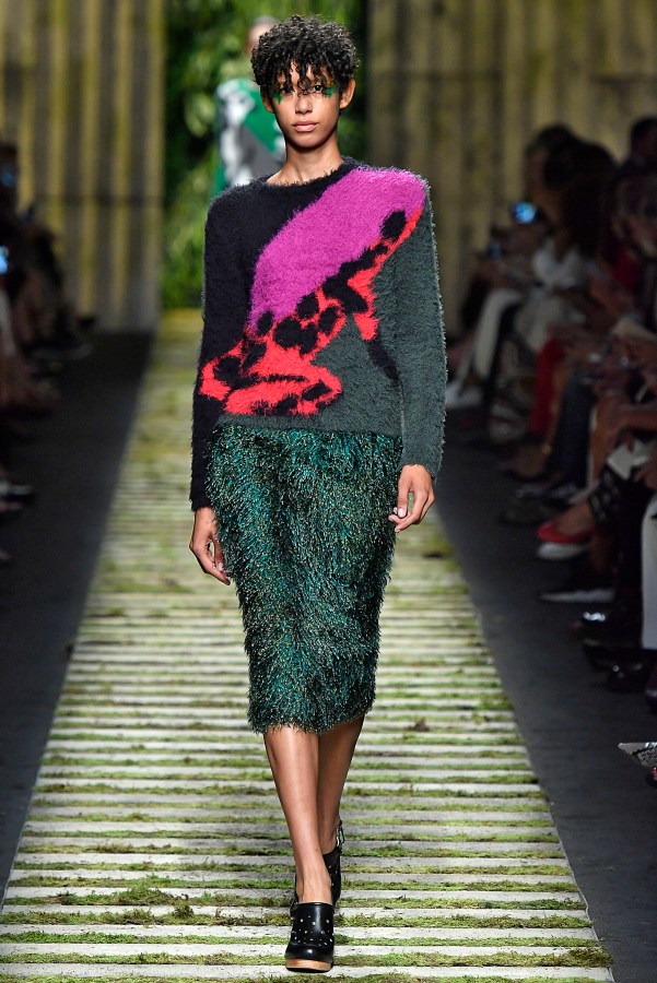 Max Mara - Runway - Milan Fashion Week SS17