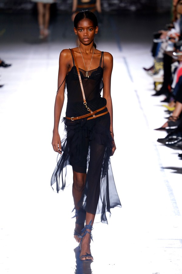 John Galliano : Runway - Paris Fashion Week Womenswear Spring/Summer 2017