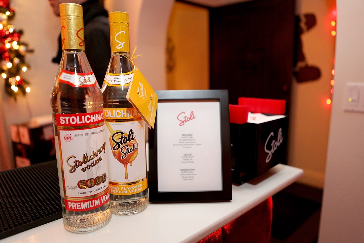 elit By Stolichnaya Celebrates Geoff Stults And Ari Sandel's Holiday Party