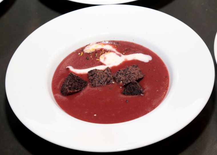 Erykah Badu Hosts Soul Train Soul Food Vegan Dinner Party