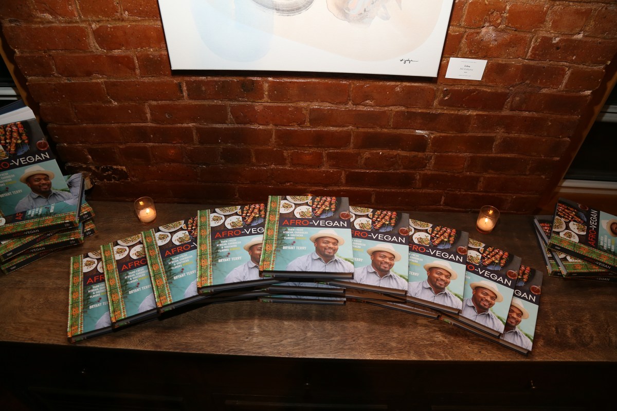 Soul Train Soul Food Vegan Dinner Party Hosted By Erykah Badu With Chef Bryant Terry