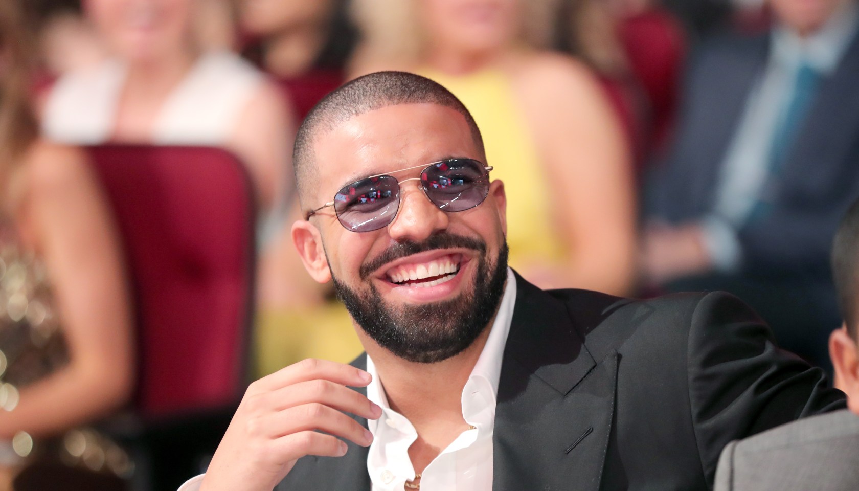 2016 American Music Awards - Roaming Show