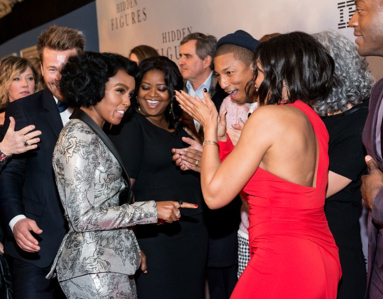 Celeb Pics Of The Week 12/10 – 12/16