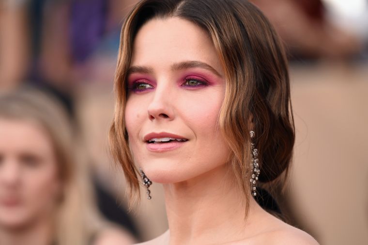 BOLD, BRIGHT SMOKEY EYE