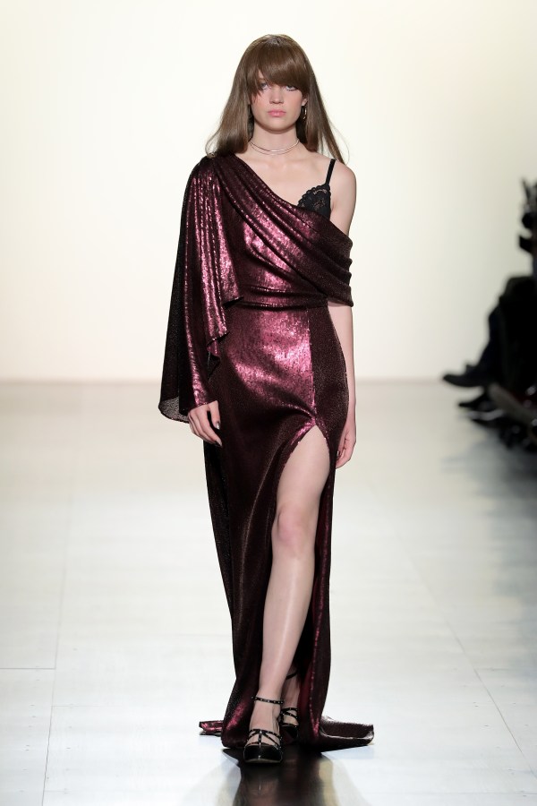Tadashi Shoji - Runway - February 2017 - New York Fashion Week: The Shows