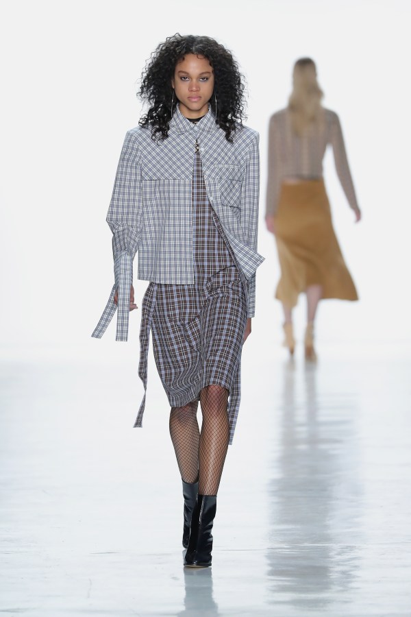 Calvin Luo - Runway - February 2017 - New York Fashion Week: The Shows