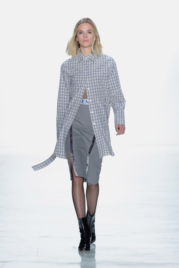 Calvin Luo - Runway - February 2017 - New York Fashion Week: The Shows