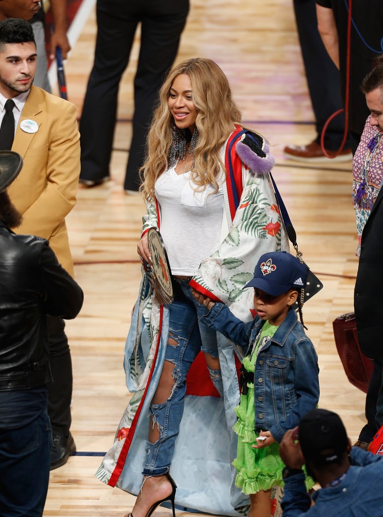 Beyonce, Jay Z & Blue Ivy's Family Night Out